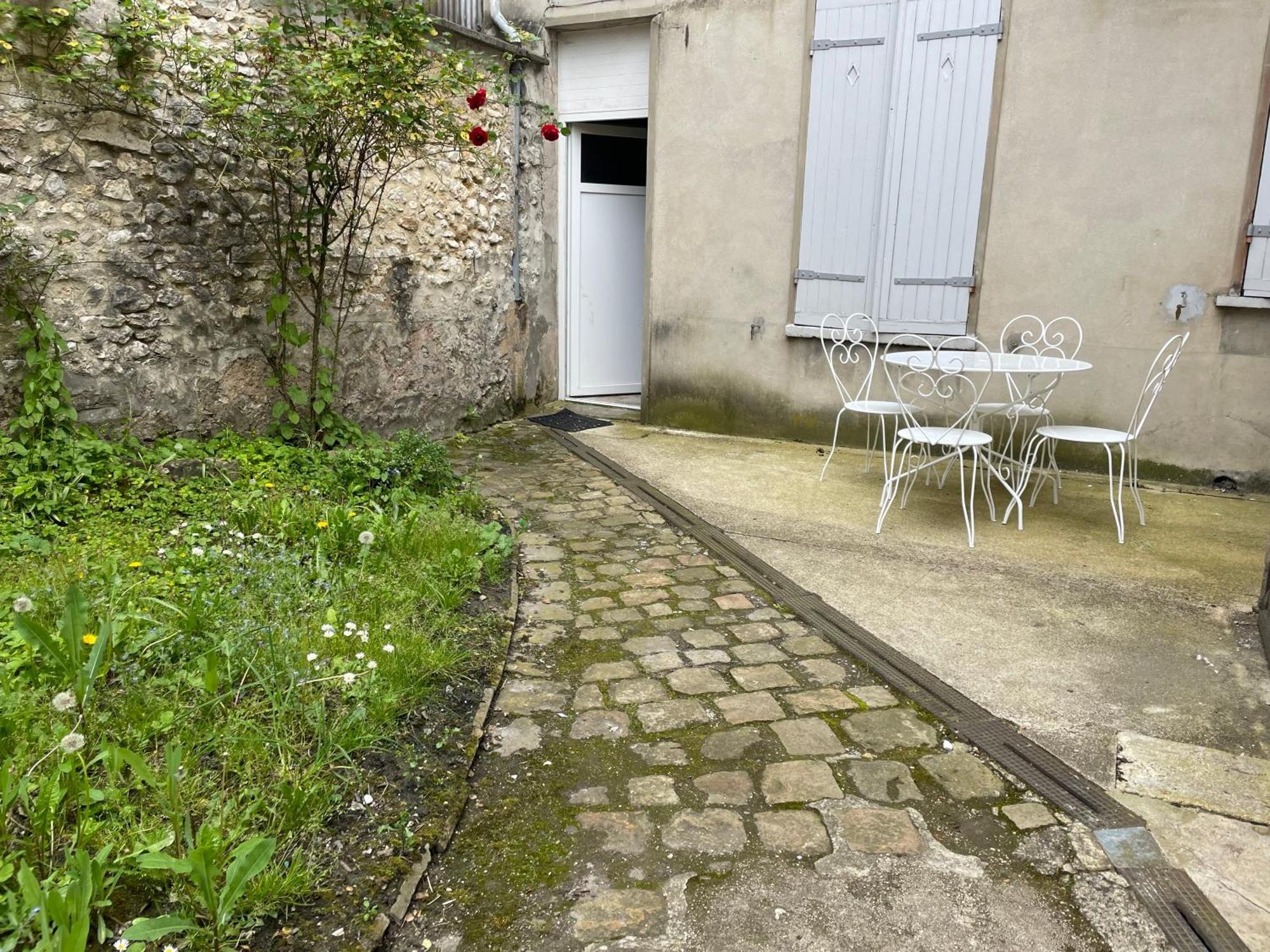 Studio Saint Ayoul Provins Exteriör bild